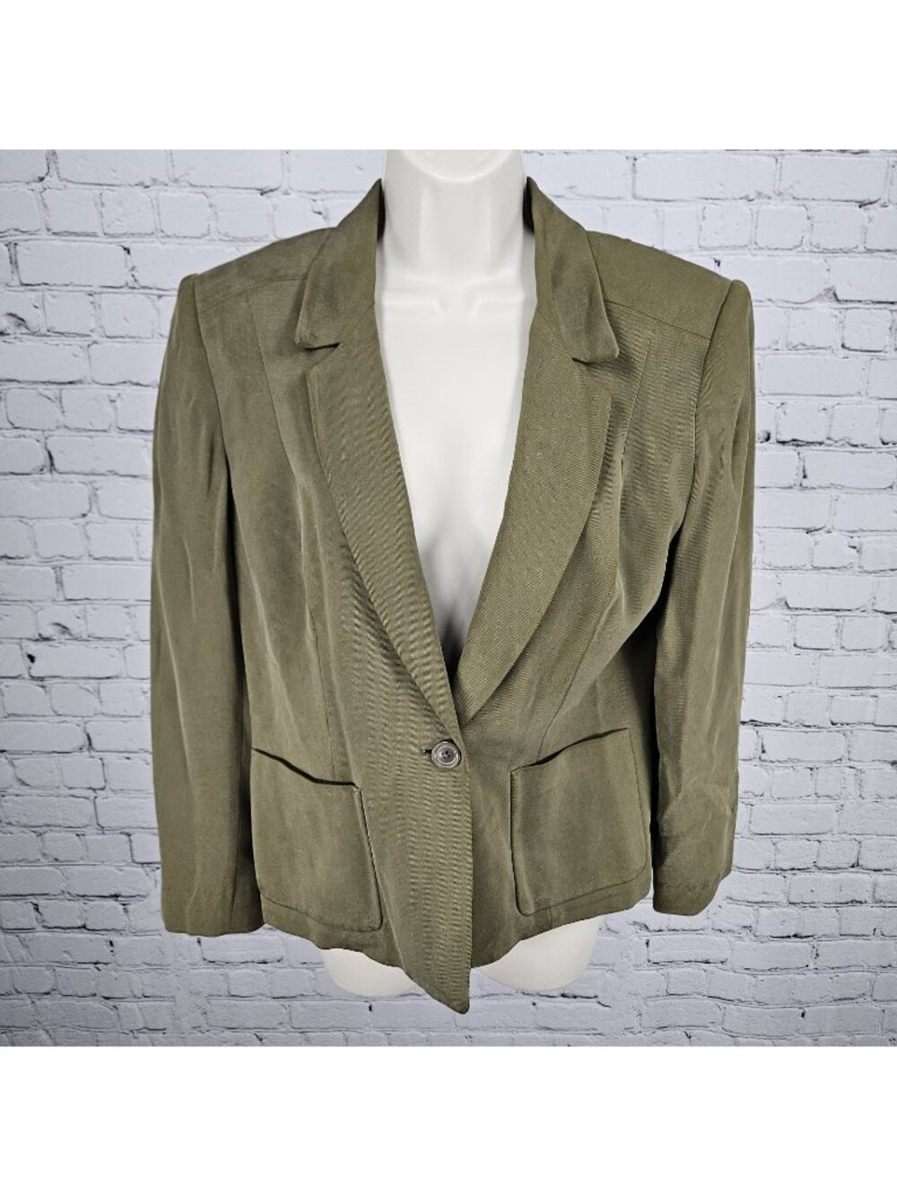 Liz Claiborne Green 100% Silk Button Notch Blazer Formal Suit Jacket Petite 10P